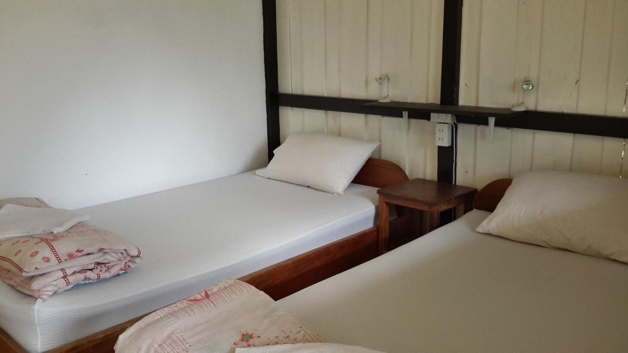 Riverview Bungalows & Gh Muang Ngoi Habitación foto